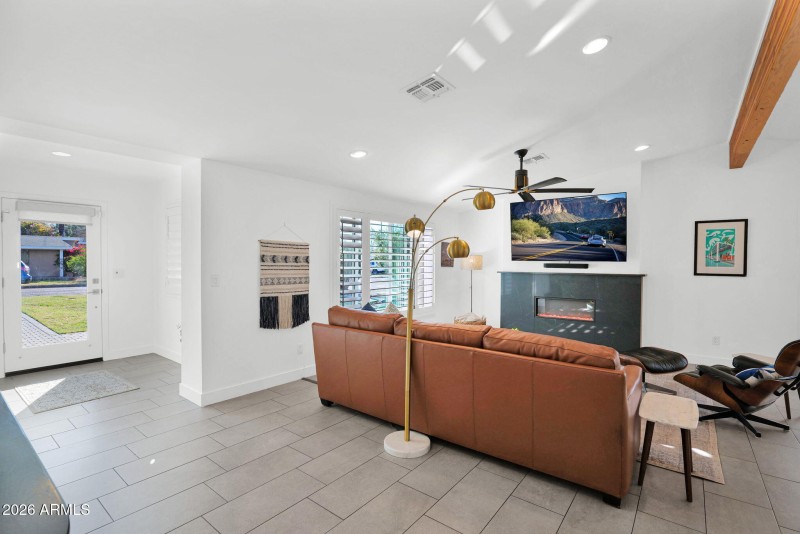 15-web-or-mls-P1546959