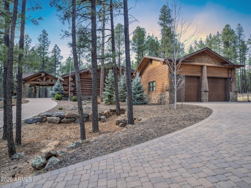 Driveway 2 car dethatched garage