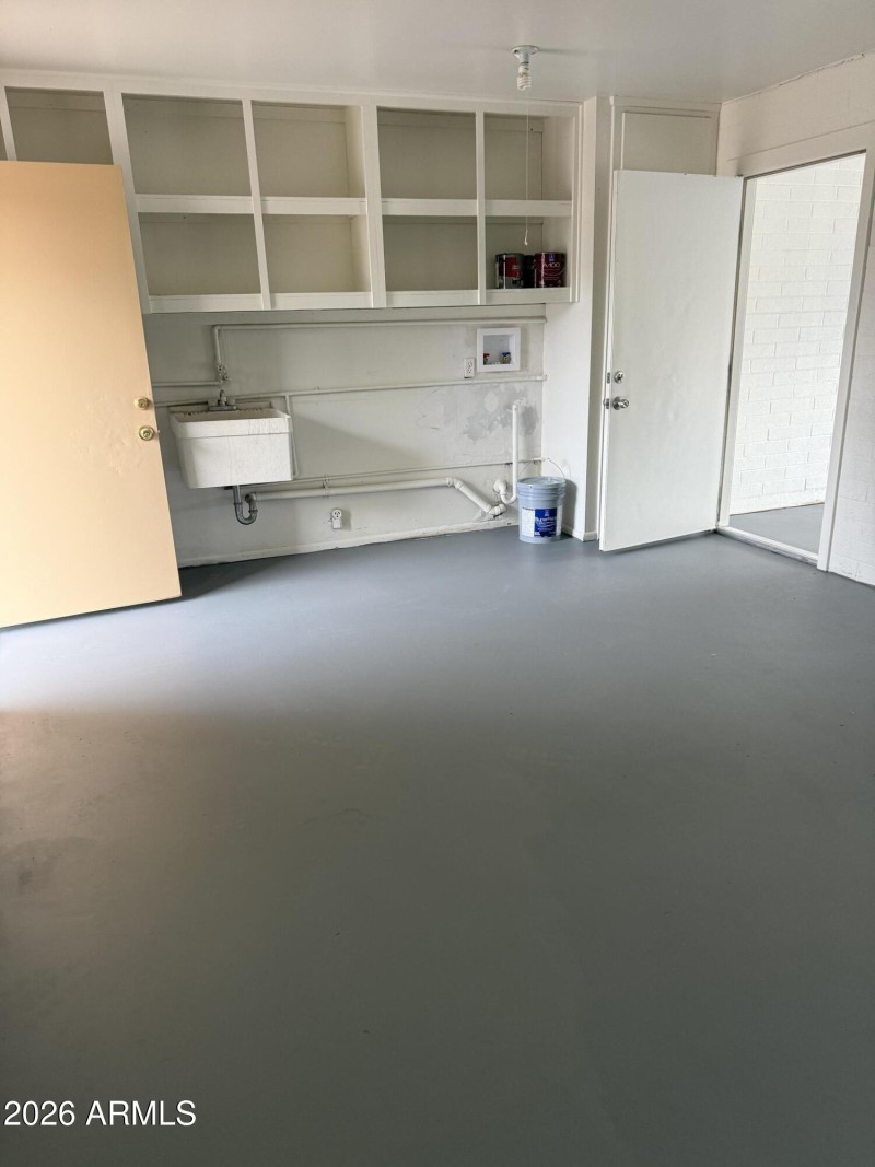 Back storage room/Laundry