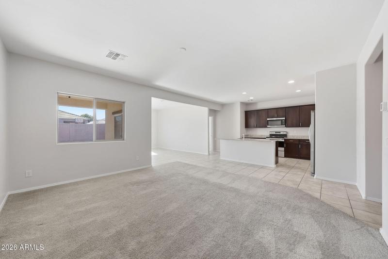 6) 68227-69a3595c9329f