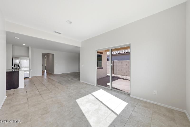 8) 68227-69a359668c440