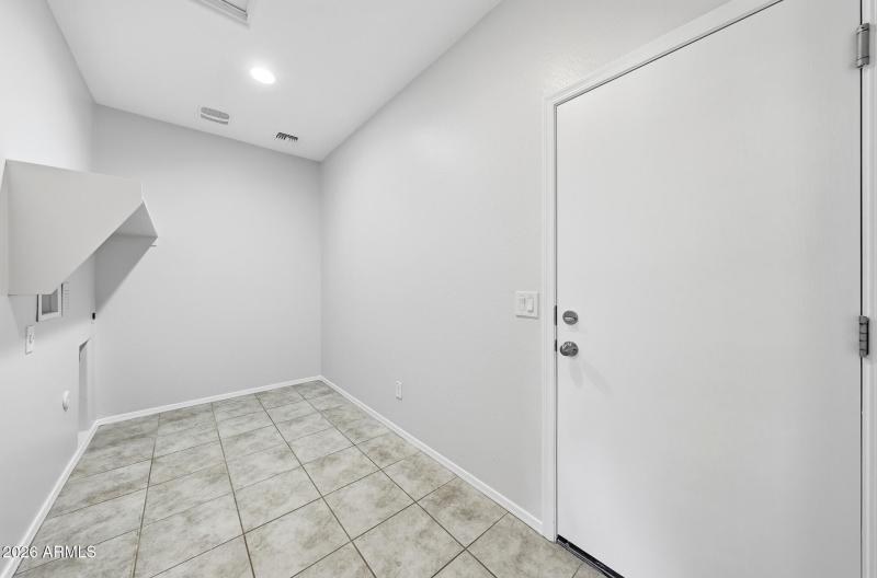 24) 68227-69a3594ba4b22