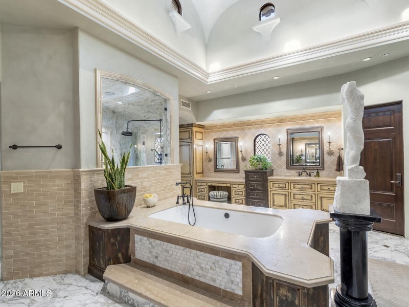 058_Primary Bathroom