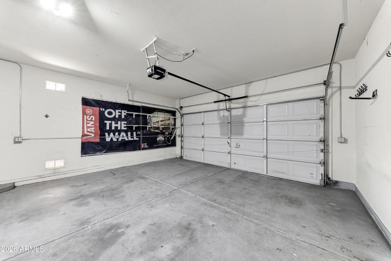 1819 W Nighthawk Way-37