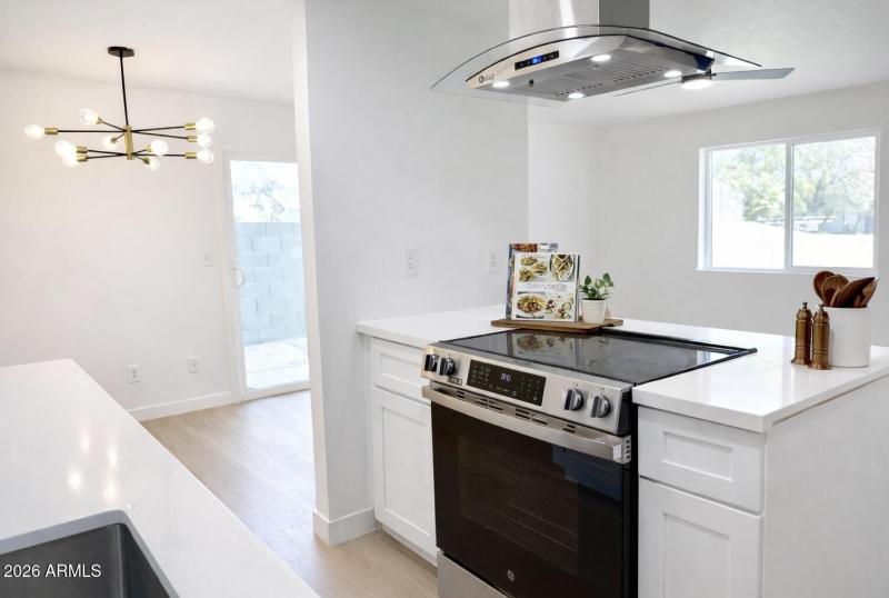 AD57E035-38E0-405B-B0E6-529A019652AD