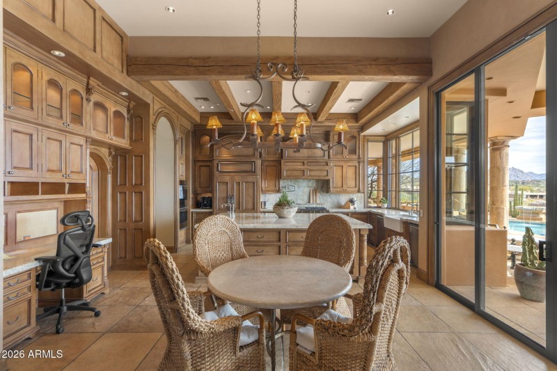 42-web-or-mls-9953-e-balancing-rock-rd