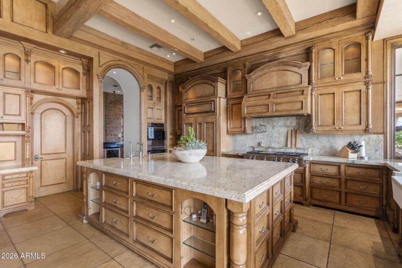 43-web-or-mls-9953-e-balancing-rock-rd