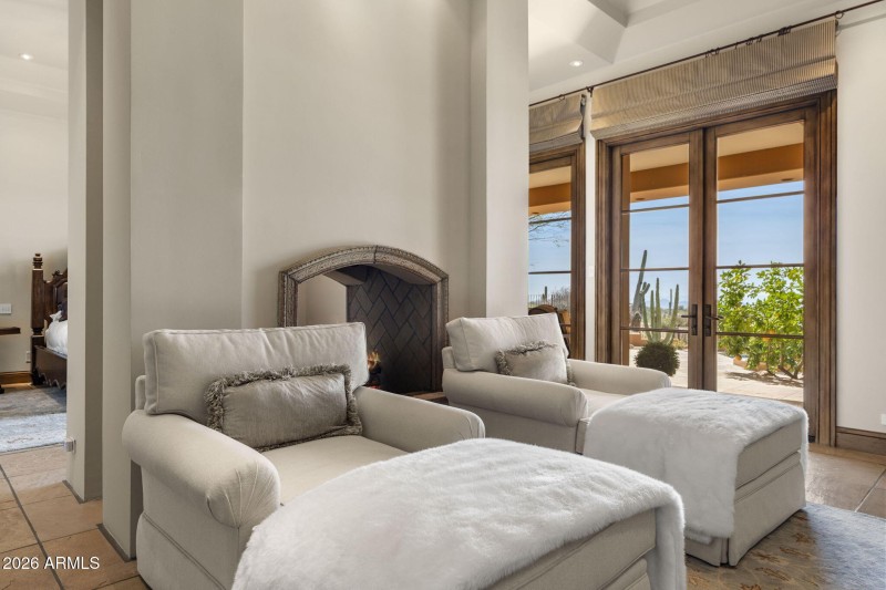 65-web-or-mls-9953-e-balancing-rock-rd