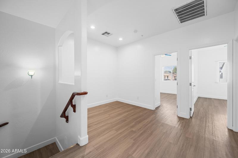 10-4608WMA1179-ocupix-