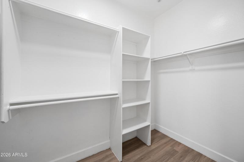 16-4608WMA1179-ocupix-