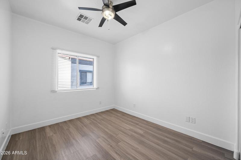 17-4608WMA1179-ocupix-