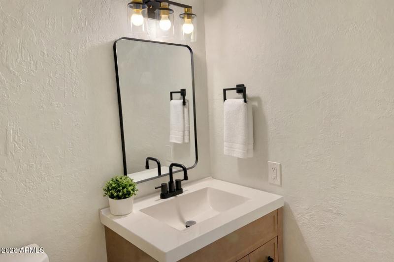 FD90CC6F-5F2D-48BA-84C6-59AA0D75EF31