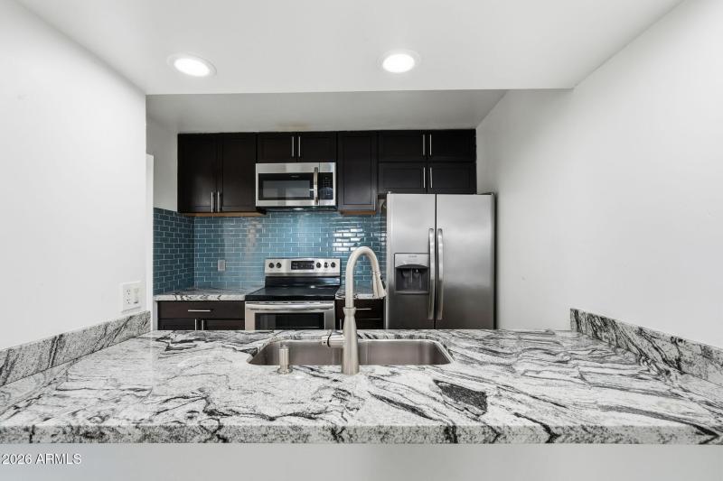 BREAKFAST BAR AREA!!