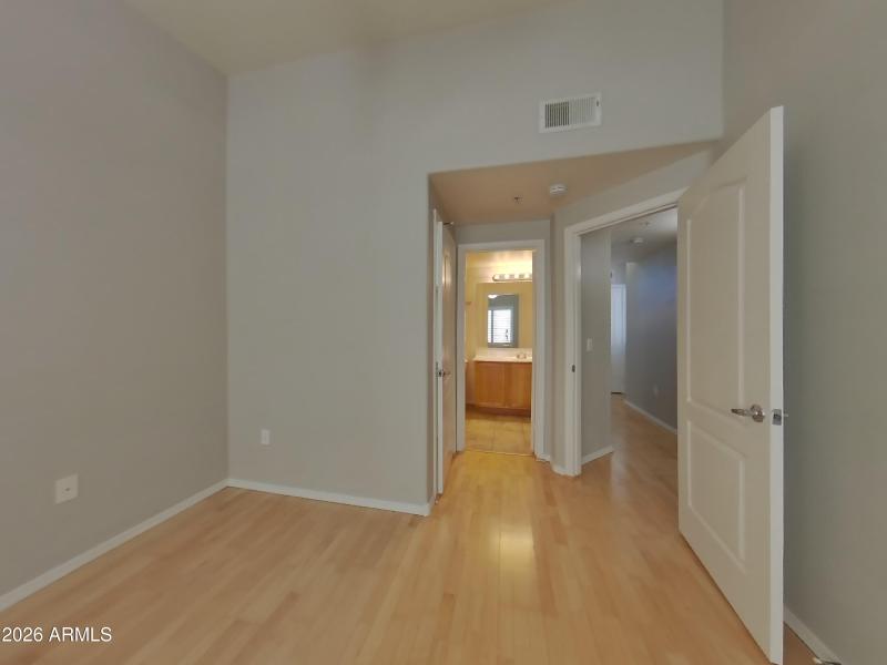 4_pc_a6Fb4rXydI_EHxirD7CpD_layout_0