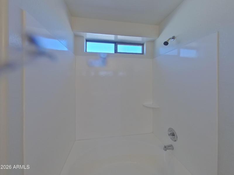 9_pc_tt8DCC8x9Y_PeyeSDZ06u_layout_1