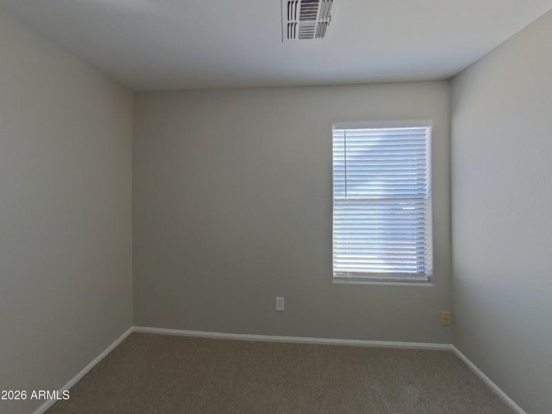 12_pc_2wIYHEq35T_luRark1aQx_layout_0