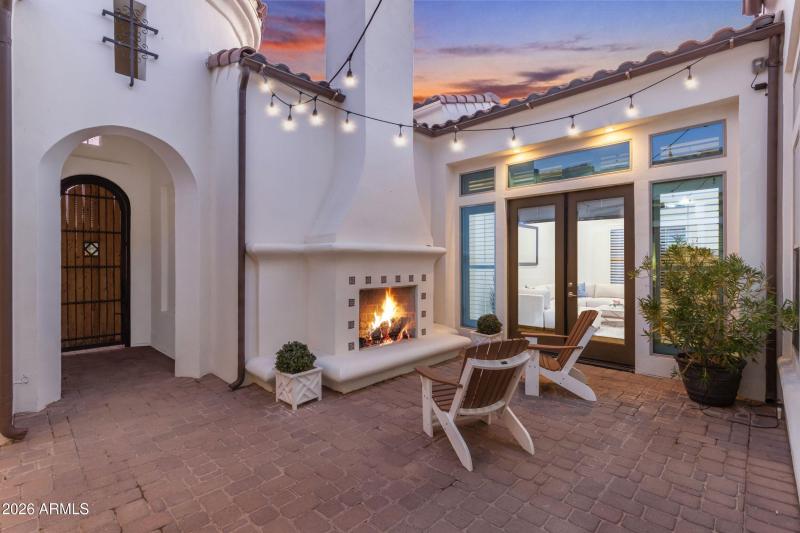 006_168_570_a4m_sgtw_708