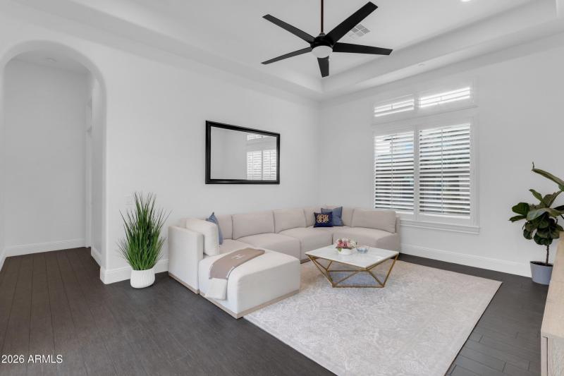 031_115_343_a4m_sg_805