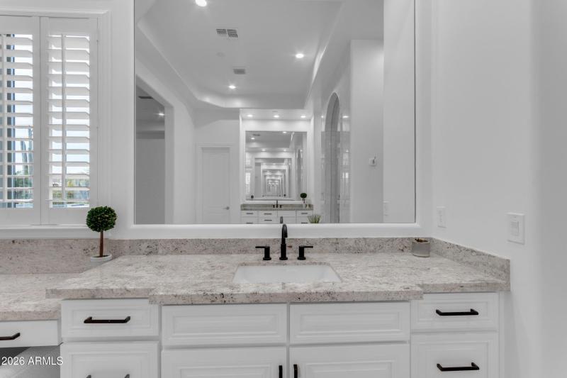 039_86_256_a4m_sg_371