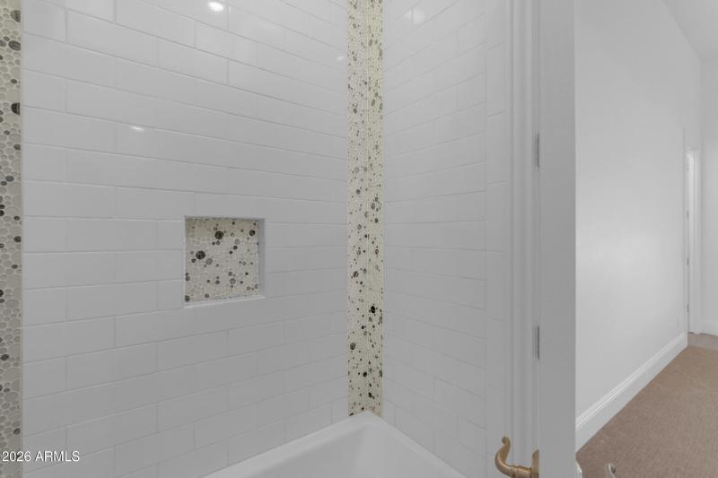 050_100_298_a4m_sg_76