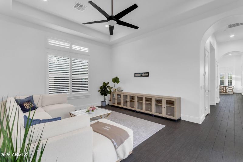 063_116_346_a4m_sg_234