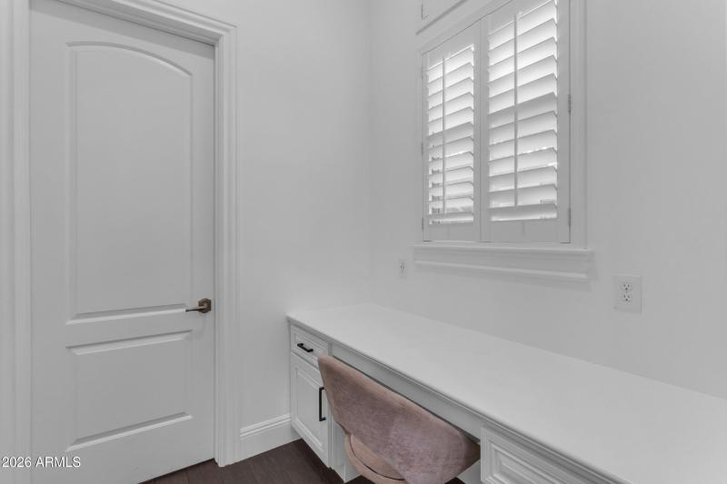 074_70_208_a4m_sg_511