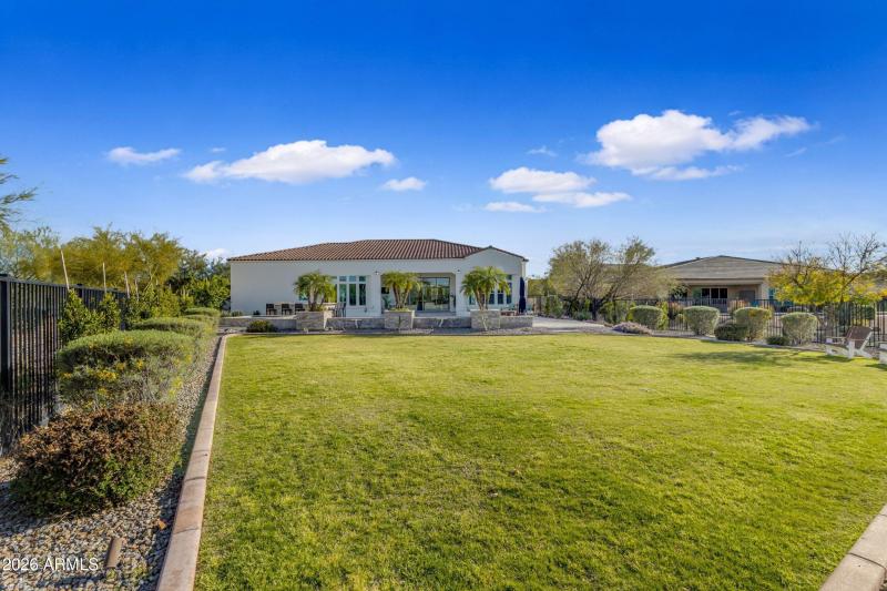 083_35_103_a4m_sg_270