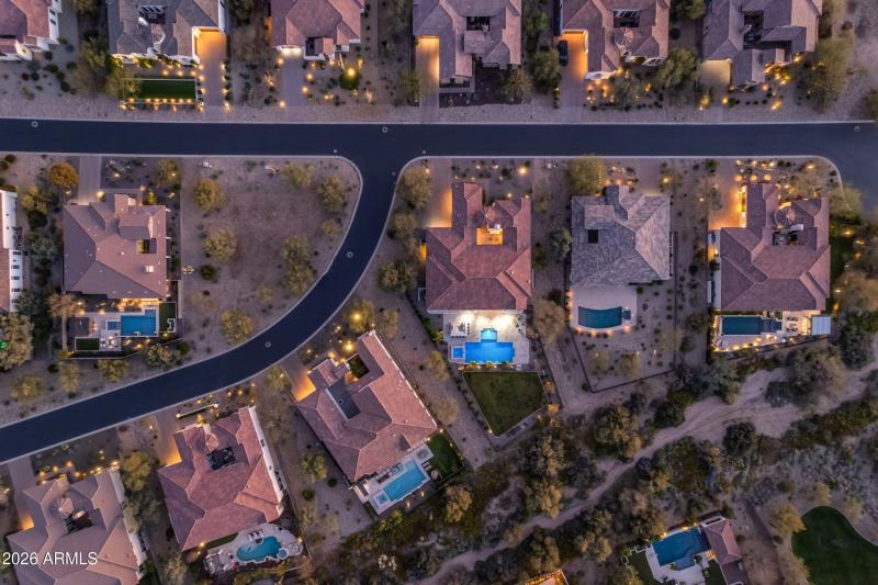 105_158_538_a4m_sgtw_373