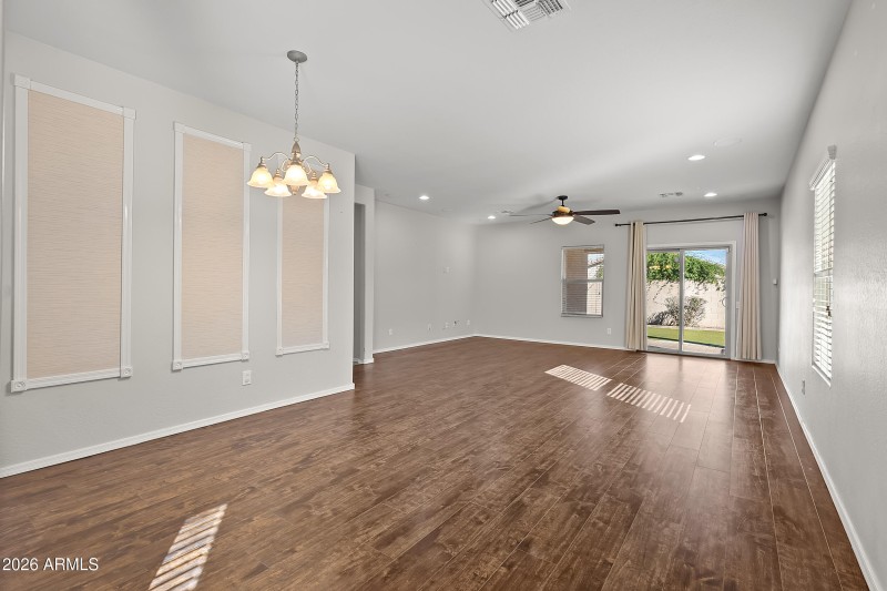 10802 W Saddlehorn Rd, Peoria