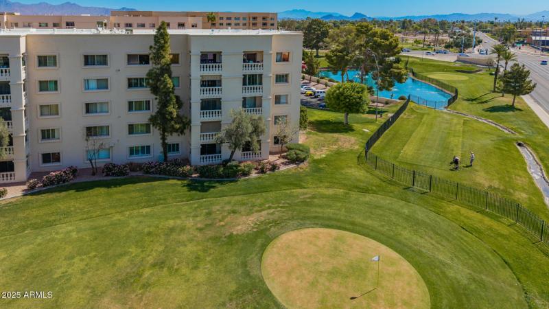 32 - Camelback Drone