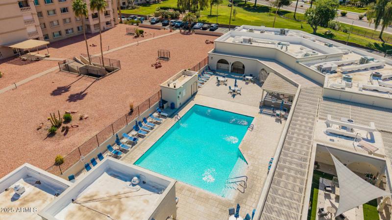 39 - Camelback Drone