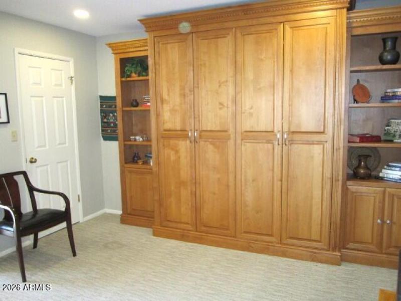 10 130 MURPHY BED IN BEDROOM 2
