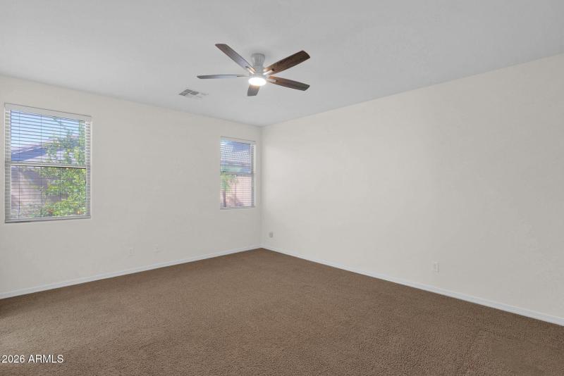 12-web-or-mls-P1547073