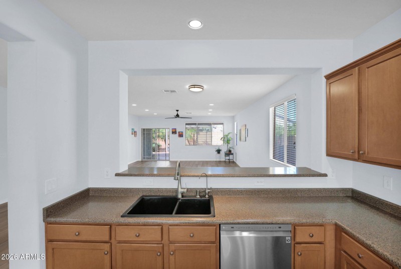 22-web-or-mls-P1547092