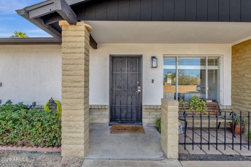 5-web-or-mls-4721-w-sweetwater-ave