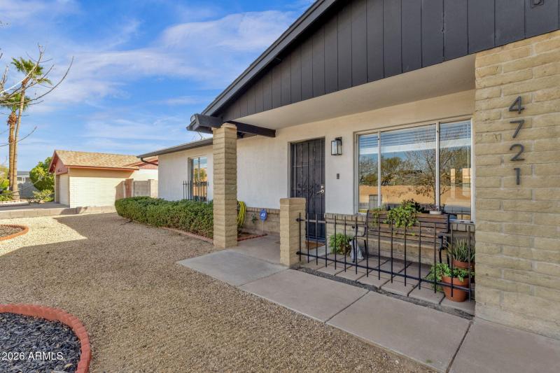 4-web-or-mls-4721-w-sweetwater-ave