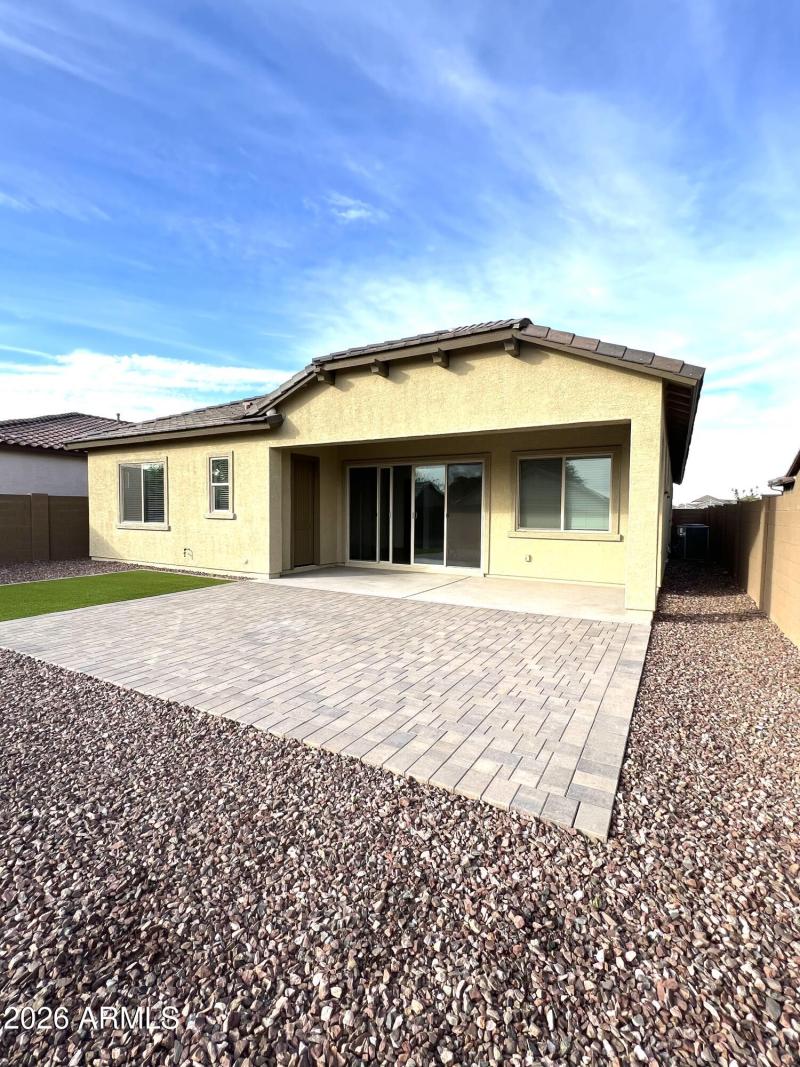 Spacious Covered Patio, Pavers & Turf