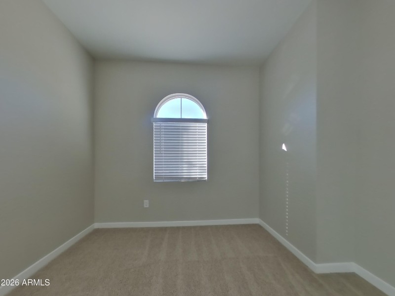 9_pc_41NB33LJPh_Tar7MXw0xX_layout_1