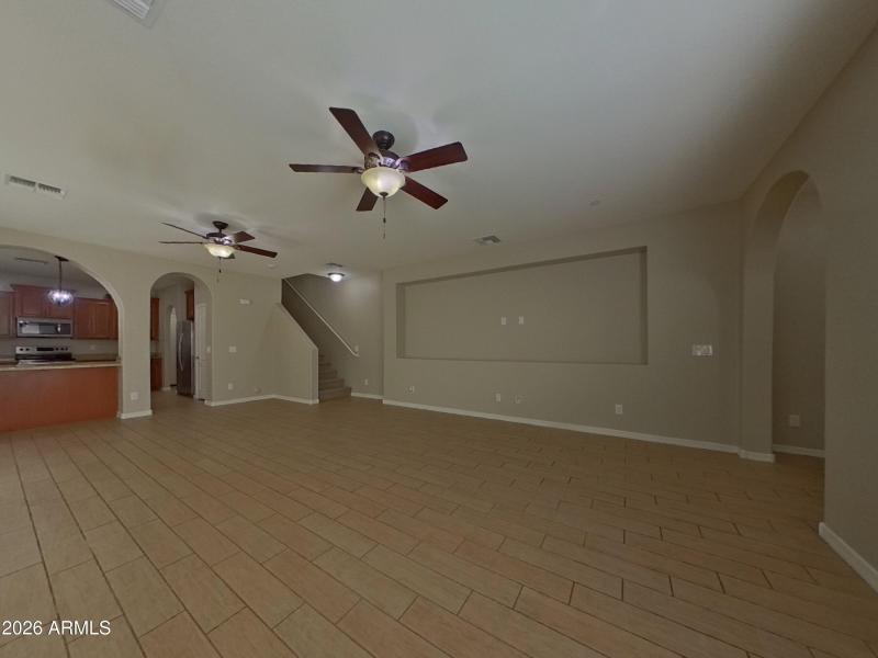 3_pc_rbbfG6ureS_vN0TQUOZEU_layout_1