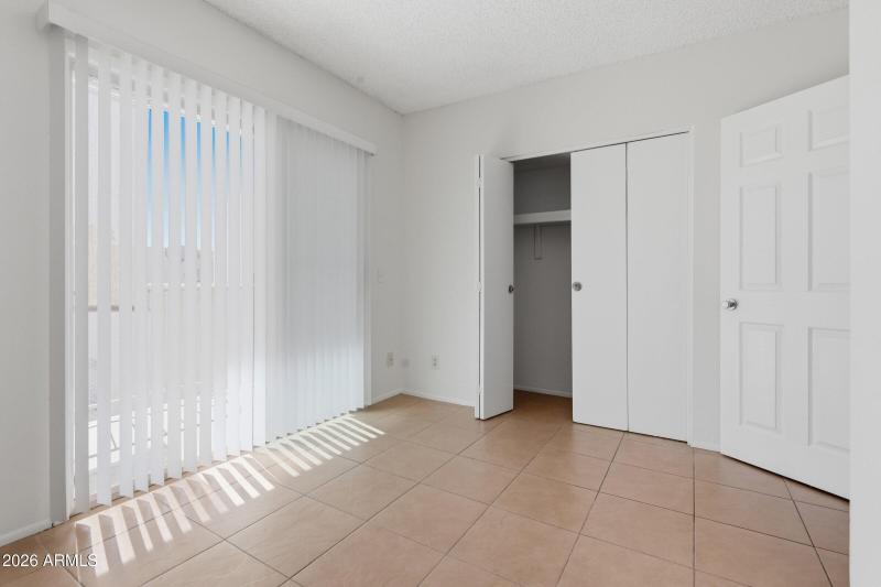 18-custom-2828 E Tierra Buana Ln-18