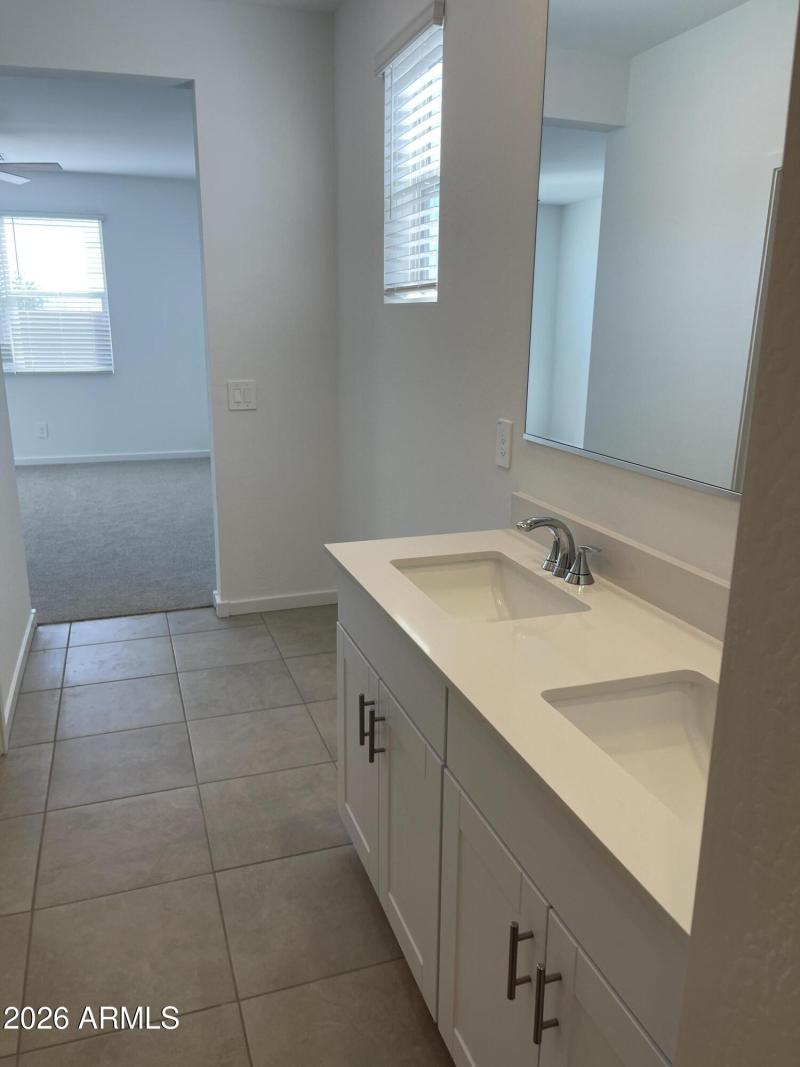 20260225_221332088_iOS