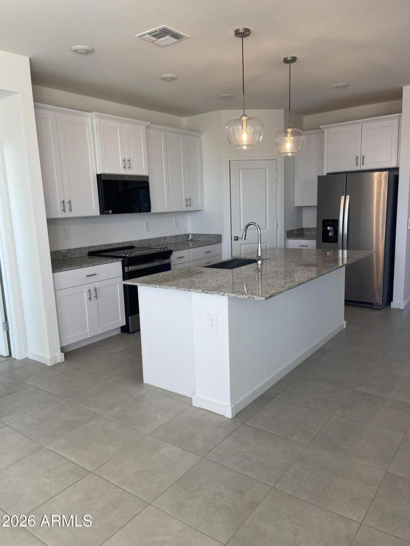 20260225_221354238_iOS