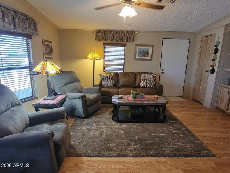 3809 Kansas open floorplan