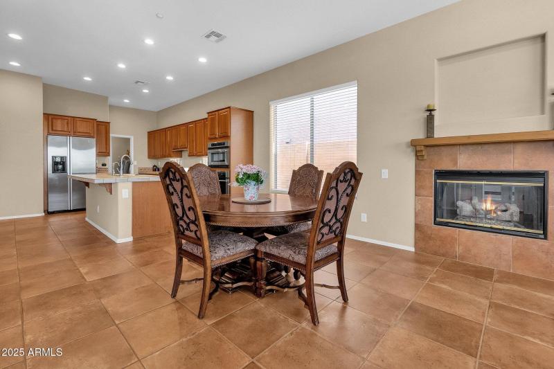 17-web-or-mls-1715-w-ainsworth-dr