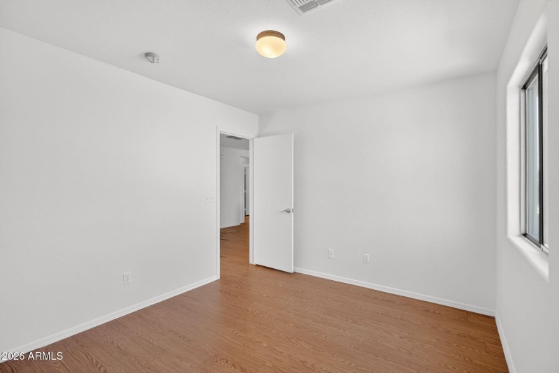 Bedroom with Modern Flooring