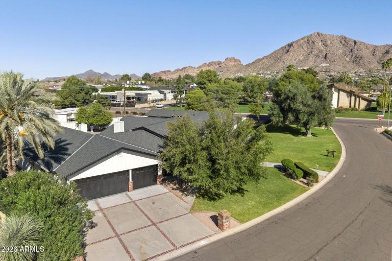 69-web-or-mls-4030-n-54th-pl