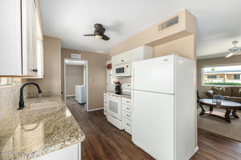 2020 REMODELED KITCHEN