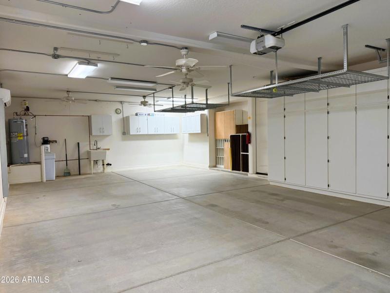 CS 4-car garage temp controlled