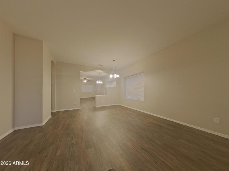 1_pc_UM7ese4idw_uVqCxg2FCT_layout_0