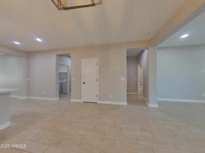 4_pc_t3P7vPMSNK_x22pZDzeAP_layout_0